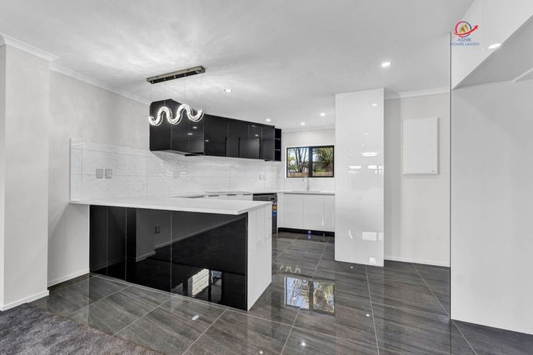 Photo of property in 15d Mckean Avenue, Manurewa, Auckland, 2102