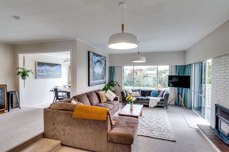 Photo of property in 2 O'connell Road, Bay View, Napier, 4104