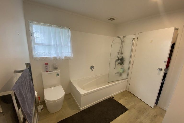 Photo of property in 16 Rodrigo Road, Kilbirnie, Wellington, 6022