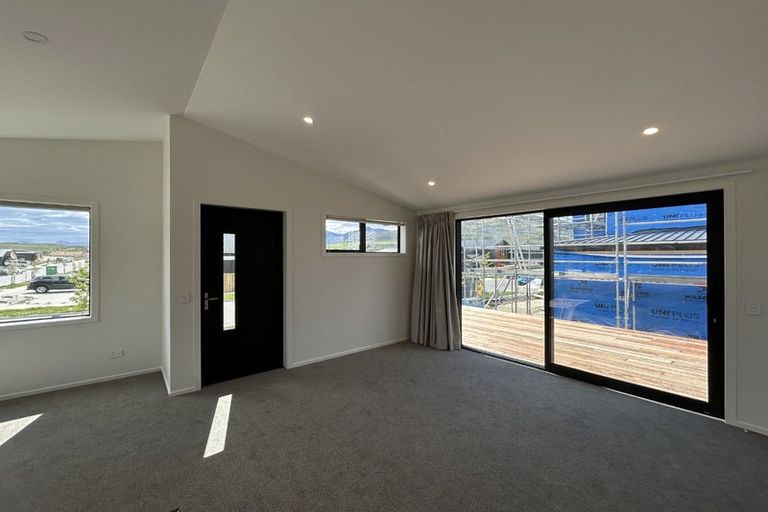 Photo of property in 47 Forage Road, Jacks Point, 9371