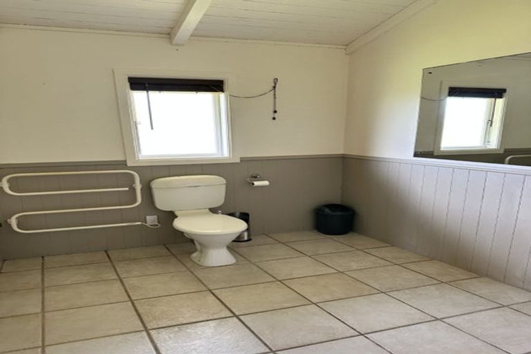 Photo of property in 90 Escott Road, Dairy Flat, 0794