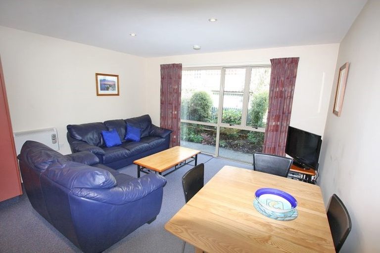 Photo of property in 8 Woodhaugh Street, Woodhaugh, Dunedin, 9010