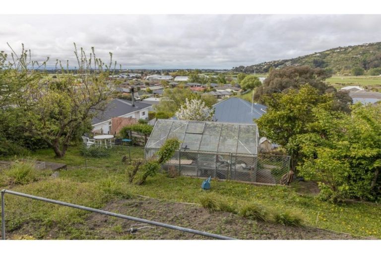 Photo of property in 125 Port Hills Road, Heathcote Valley, Christchurch, 8022