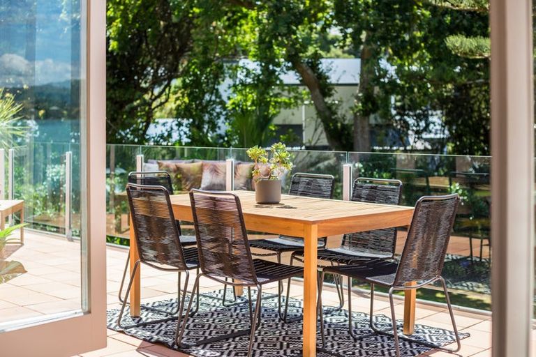 Photo of property in 89 Paremata Road, Paremata, Porirua, 5024