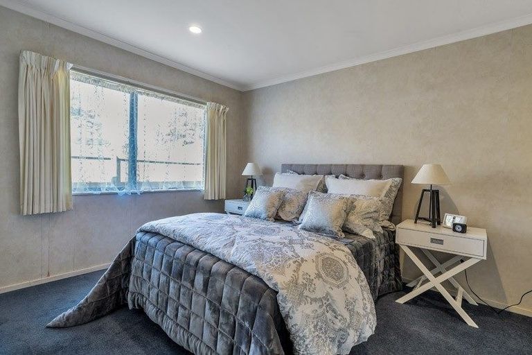 Photo of property in 11 Coleraine Place, East Tamaki, Auckland, 2016