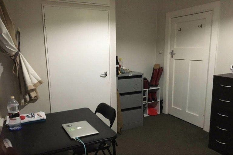 Photo of property in 21 Disley Street, Highbury, Wellington, 6012