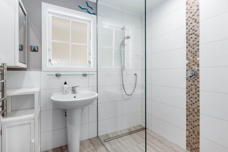 Photo of property in 32 Discovery Drive, Whitby, Porirua, 5024