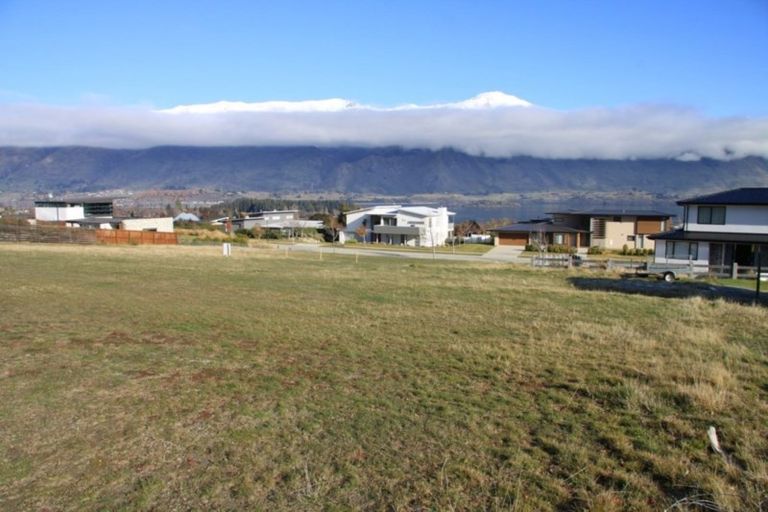Photo of property in 16 Platinum Ridge, Wanaka, 9305