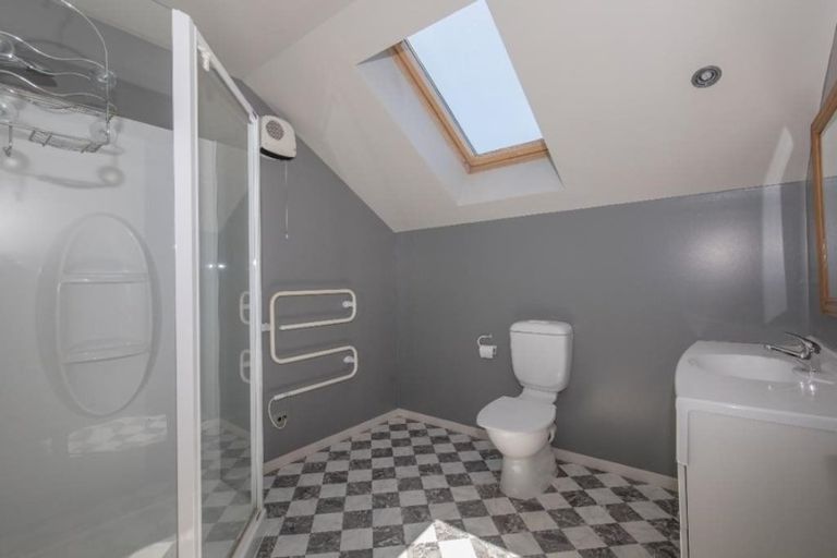 Photo of property in 42 Studholme Road, Wanaka, 9382