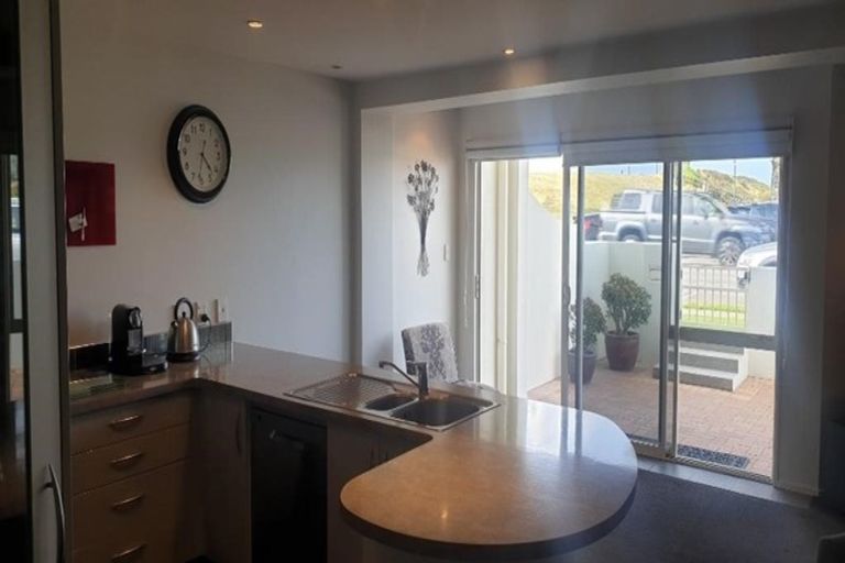 Photo of property in 1/45 Marine Parade, Mount Maunganui, 3116
