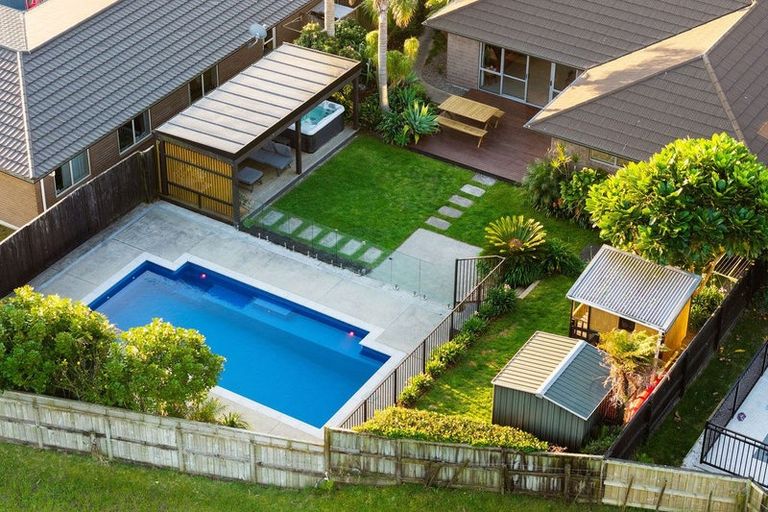 Photo of property in 190 Ballintoy Park Drive, Welcome Bay, Tauranga, 3175