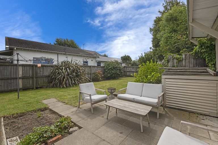 Photo of property in 10 Donald Place, St Albans, Christchurch, 8014