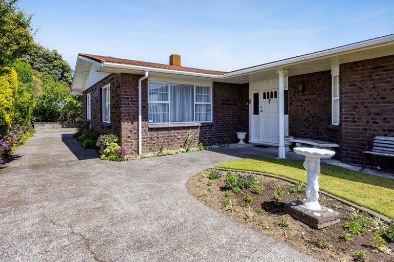 Photo of property in 27 Fairfield Road, Hawera, 4610