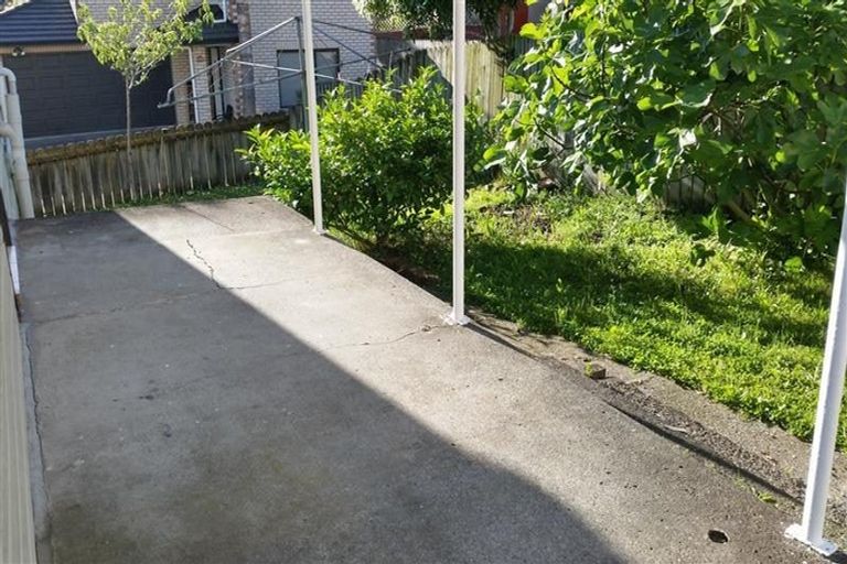 Photo of property in 44 Margate Road, Blockhouse Bay, Auckland, 0600
