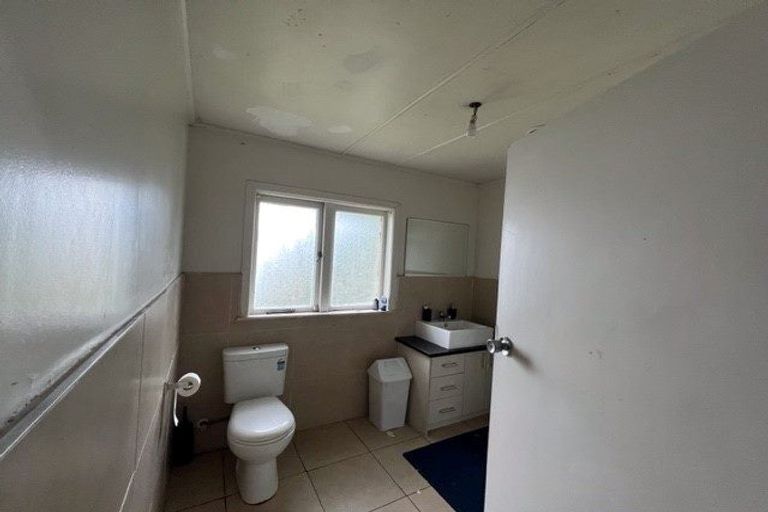 Photo of property in 1 Shifnal Drive, Randwick Park, Auckland, 2105