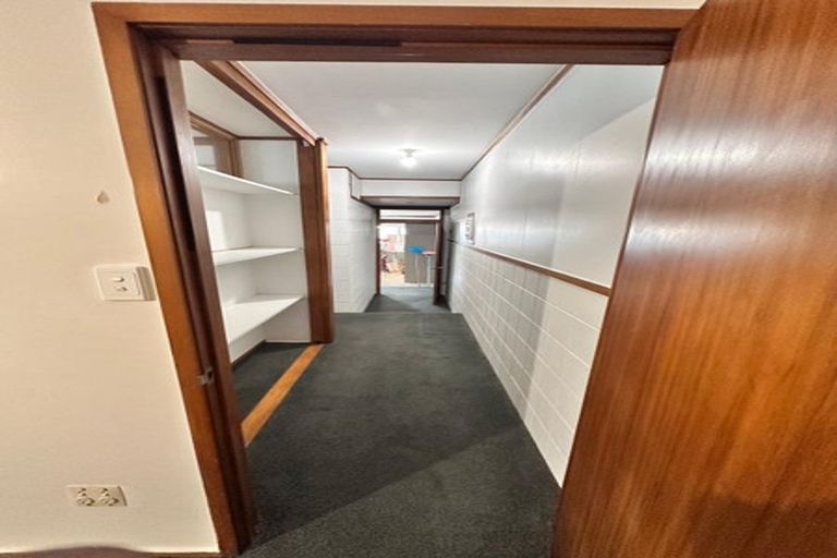 Photo of property in 17 Rosecamp Road, Beach Haven, Auckland, 0626
