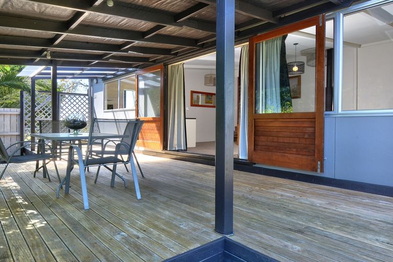 Photo of property in 170a Hepburn Road, Glendene, Auckland, 0602