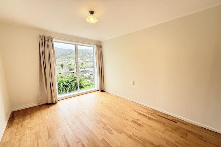 Photo of property in 1/27 South Karori Road, Karori, Wellington, 6012