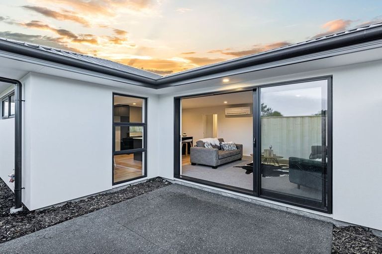 Photo of property in 24 Eccles Place, Halswell, Christchurch, 8025