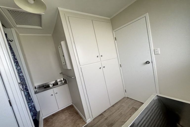 Photo of property in 358 St Heliers Road, Saint Heliers, Auckland, 1071