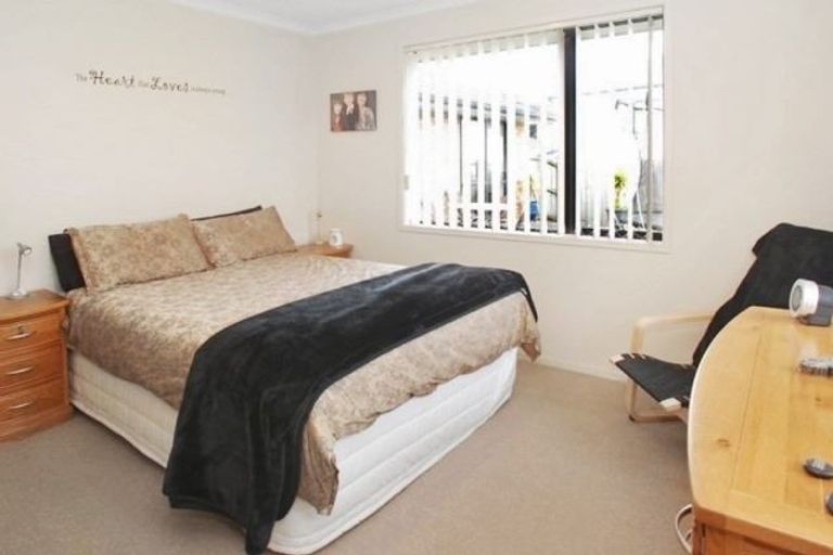 Photo of property in 105 Kyle Road, Greenhithe, Auckland, 0632