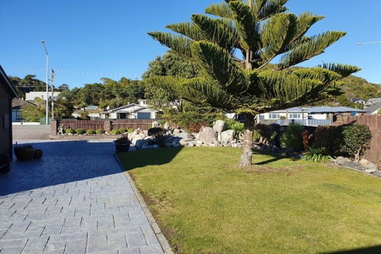 Photo of property in 112 Main South Road, Karoro, Greymouth, 7805