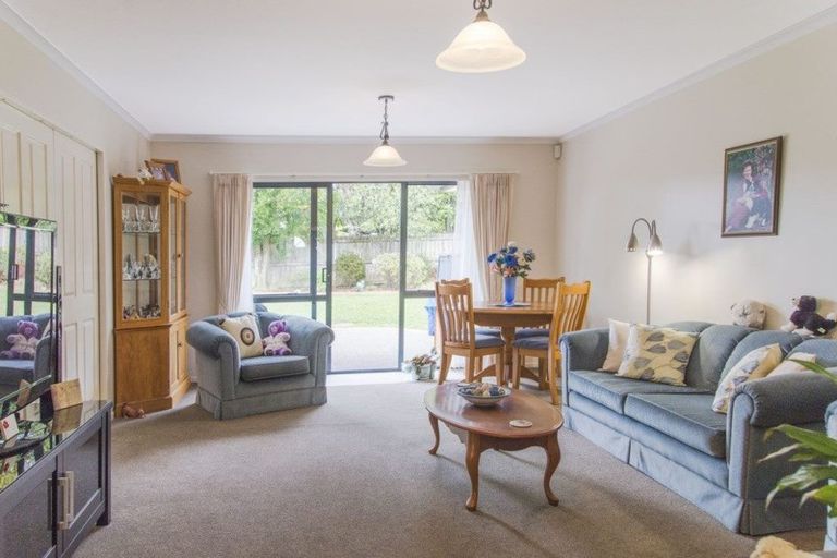 Photo of property in 39 Tington Avenue, Wattle Downs, Auckland, 2103