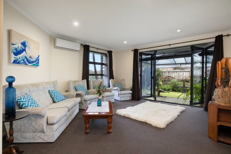 Photo of property in 34 Carrington Drive, Papamoa Beach, Papamoa, 3118