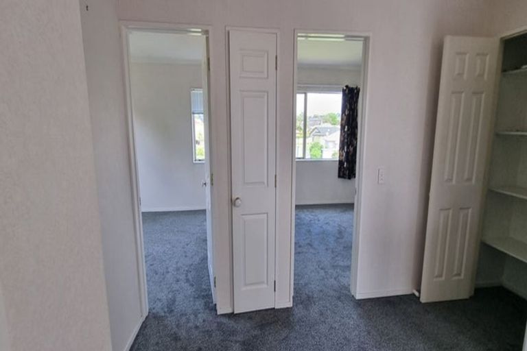 Photo of property in 192a Botany Road, Botany Downs, Auckland, 2010