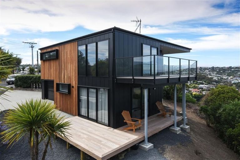 Photo of property in 51 Glendevon Place, Vauxhall, Dunedin, 9013