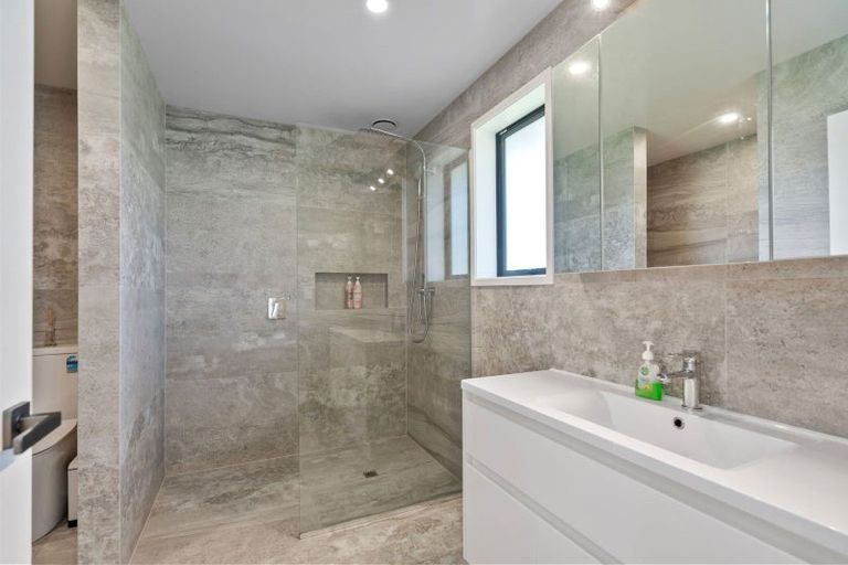 Photo of property in 55 Harambee Road, Taiharuru, Onerahi, 0192