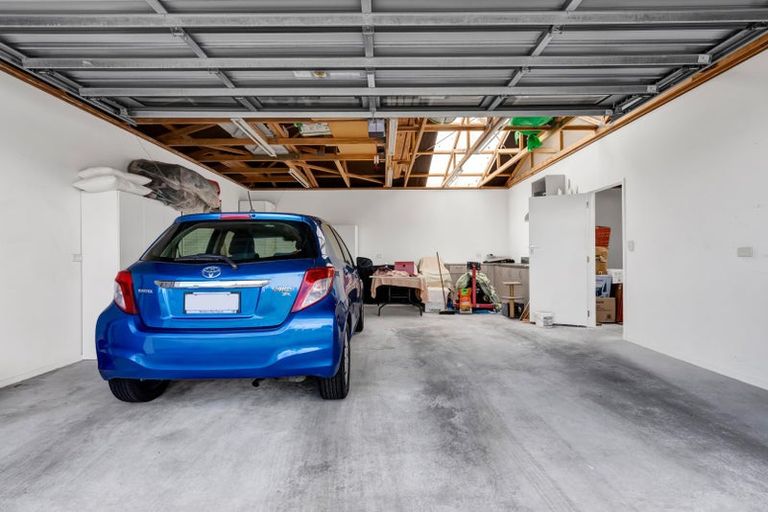 Photo of property in 239 Mangorei Road, Merrilands, New Plymouth, 4312