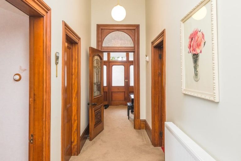 Photo of property in 47 Great North Road, Saint Johns Hill, Whanganui, 4501