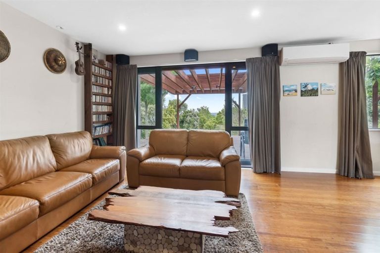 Photo of property in 91 Penruddock Rise, Westmorland, Christchurch, 8025