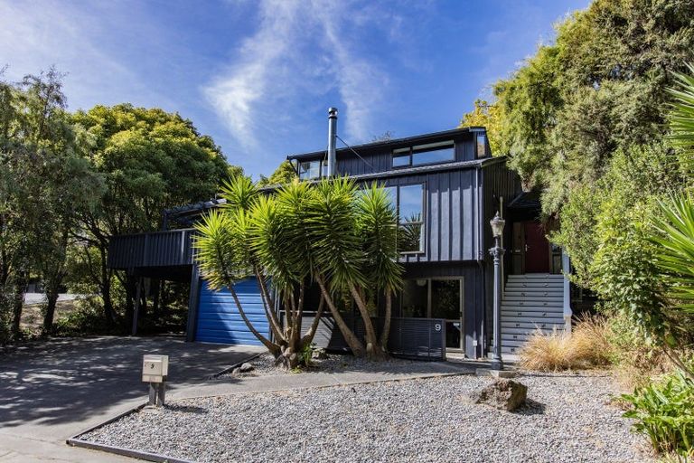 Photo of property in 9 Shalamar Drive, Cashmere, Christchurch, 8022