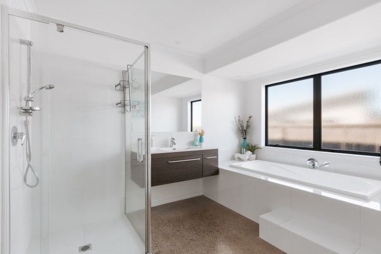 Photo of property in 135 Palm Beach Boulevard, Papamoa Beach, Papamoa, 3118