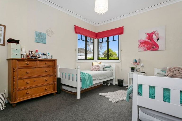 Photo of property in 18 Queen Street, Cambridge, 3434