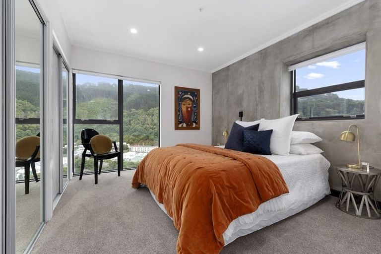 Photo of property in Frame Apartments, 1601/111 Molesworth Street, Thorndon, Wellington, 6011