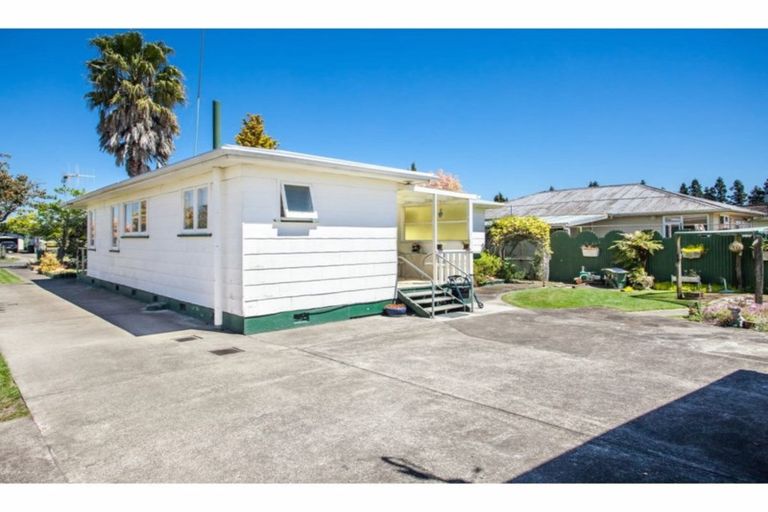 Photo of property in 15 Rimu Street, Edgecumbe, 3120