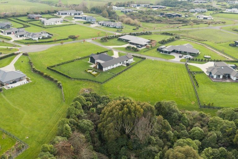 Photo of property in 61 Hartwell Drive, Kelvin Grove, Palmerston North, 4470