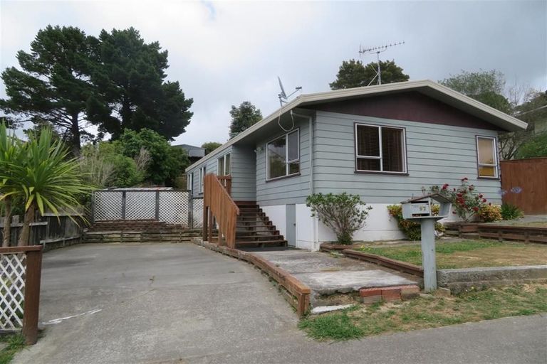 Photo of property in 97 Logie Street, Stokes Valley, Lower Hutt, 5019