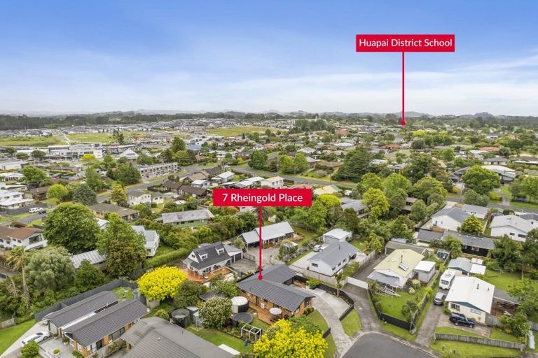 Photo of property in 7 Rheingold Place, Huapai, Kumeu, 0810