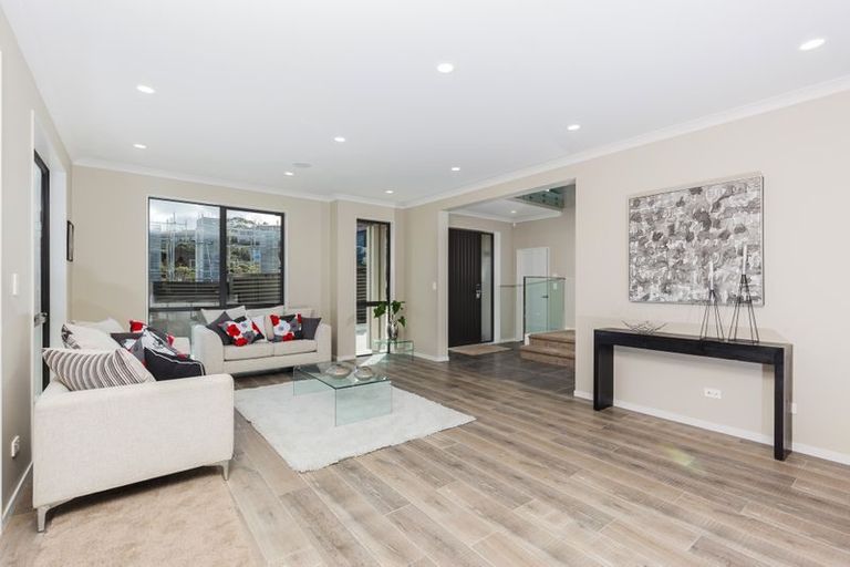 Photo of property in 19 Brickworks Bay Road, Hobsonville, Auckland, 0618