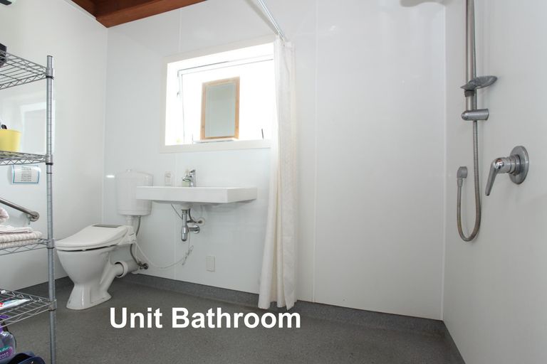 Photo of property in 68 Wallis Street, Raglan, 3225