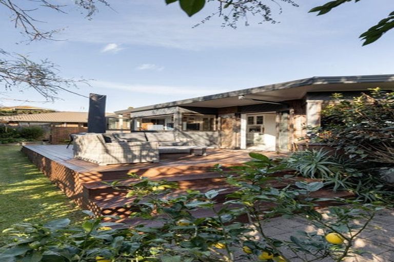 Photo of property in 1 Ruamoana Place, Omokoroa, 3114