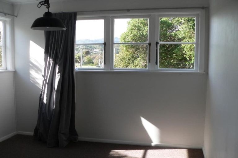 Photo of property in 140 Epuni Street, Epuni, Lower Hutt, 5011