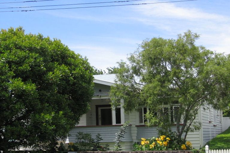 Photo of property in 10 Harlston Road, Mount Albert, Auckland, 1025