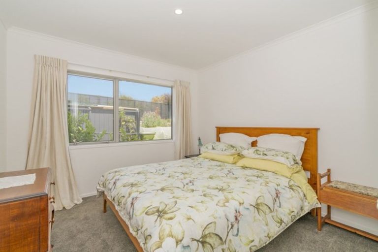 Photo of property in 20 Roseberry Place, Whitianga, 3510