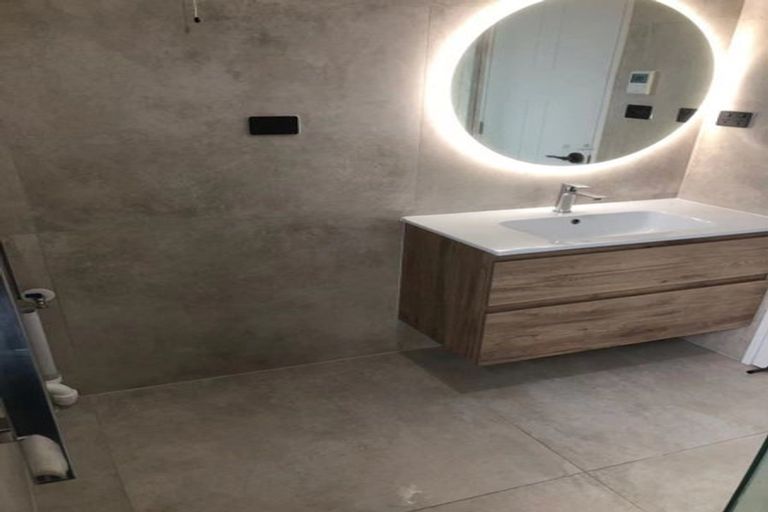 Photo of property in 42 Matahae Drive, Flat Bush, Auckland, 2019