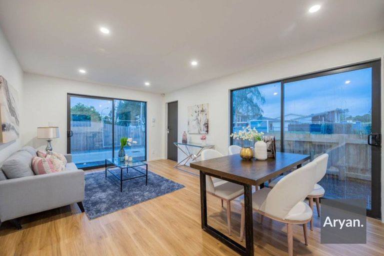 Photo of property in 8a Jupiter Street, Rosehill, Papakura, 2113